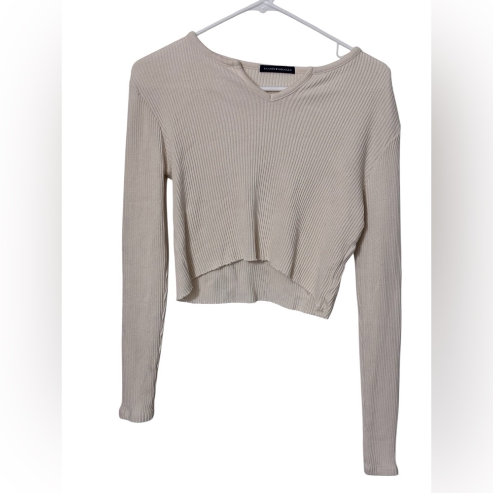 Brandy Melville Paige v notch long sleeve